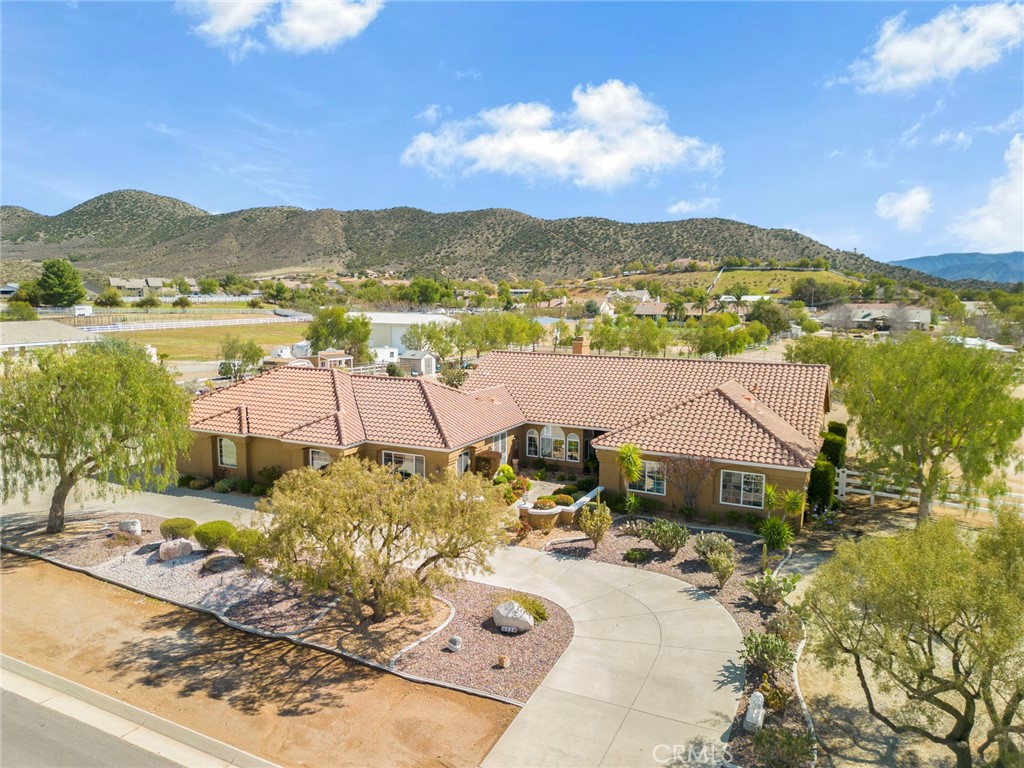 A property available for sale at 9854 Bald Mountain Court, Agua Dulce, CA 91390.