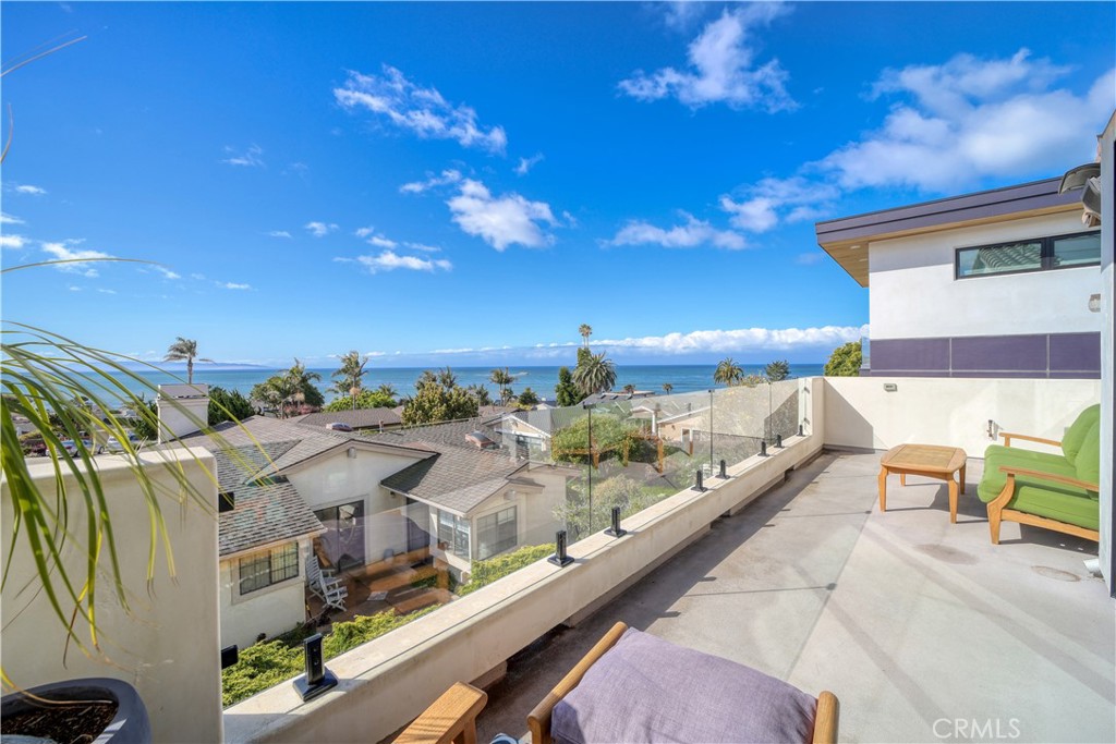 A property available for sale at 375 El Portal Drive, Pismo Beach, CA 93449.