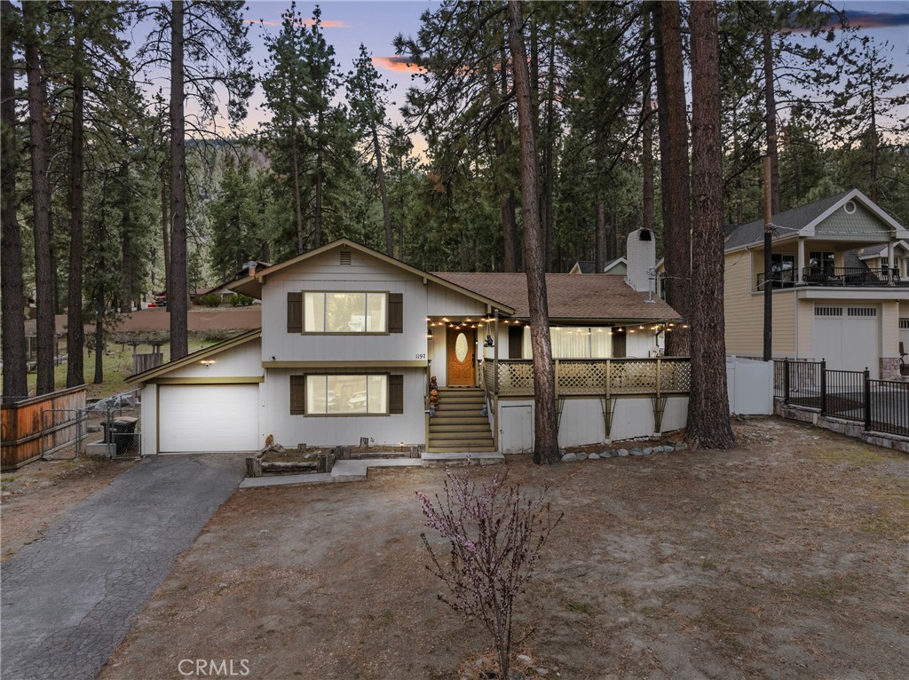 A property available for sale at 1197 Oriole Road, Wrightwood, CA 92397.