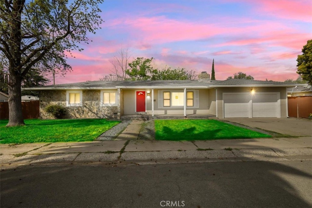 A property available for sale at 720 Sloss Avenue, Yuba City, CA 95991.