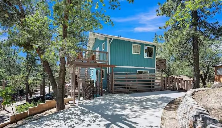 A property available for sale at 33080 Robin Lane, Arrowbear, CA 92382.