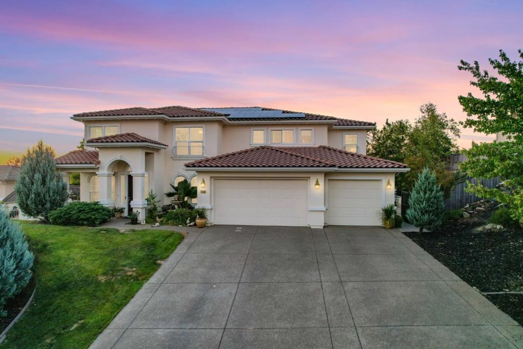 A property available for sale at 5100 Thalia Drive, El Dorado Hills, CA 95762.