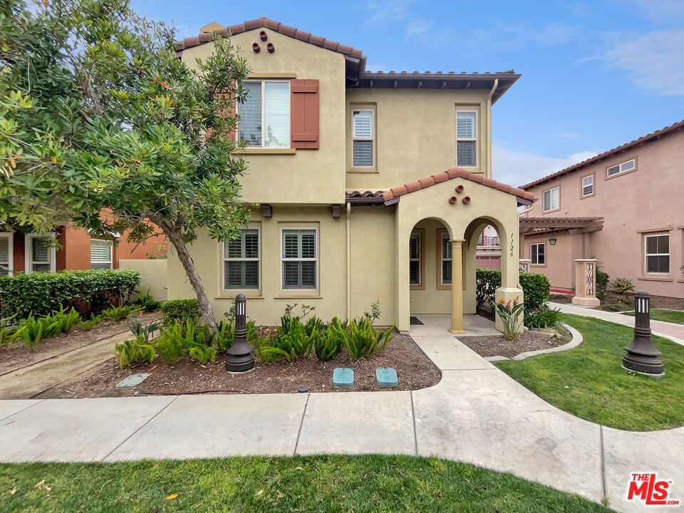 A property available for sale at 1126 Usha Lane, Duarte, CA 91010.