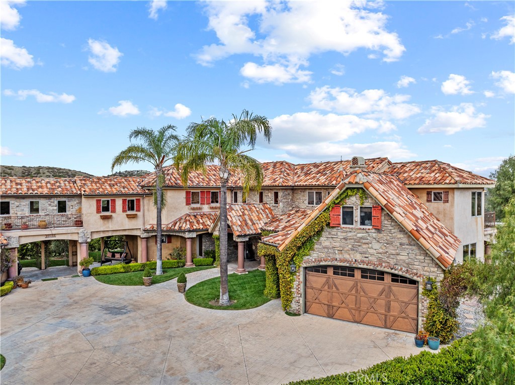 A property available for sale at 27023 Rolling Hills Avenue, Canyon Country, CA 91387.