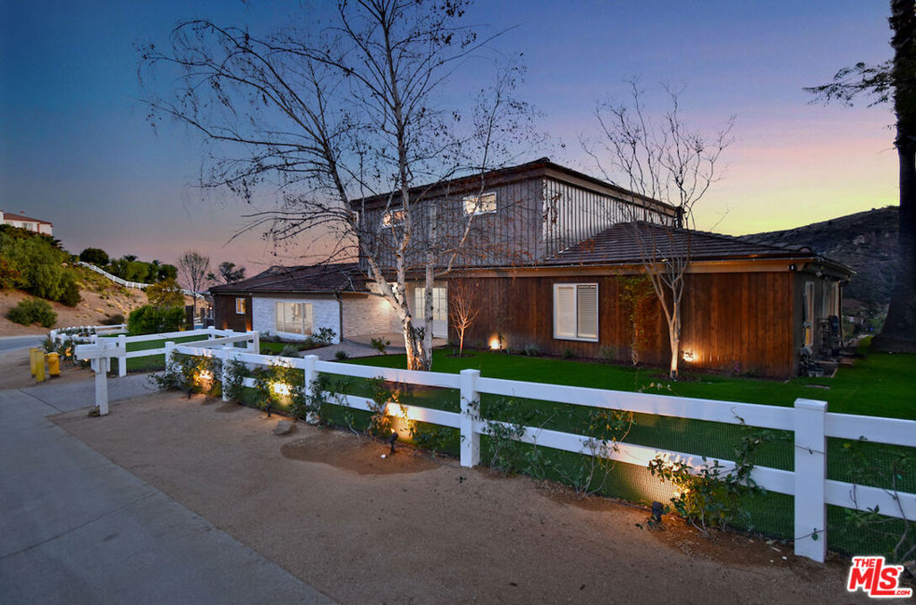 A property available for sale at 30 Stagecoach Road, Bell Canyon, CA 91307.