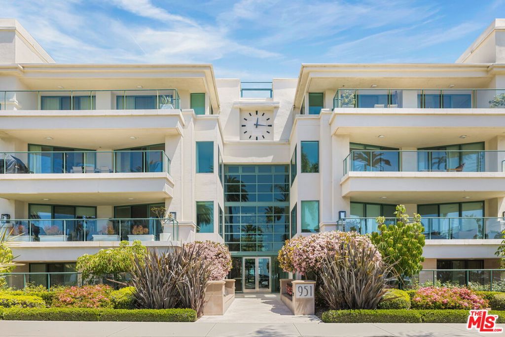 A property available for sale at 951 Ocean Avenue 101, Santa Monica, CA 90403.