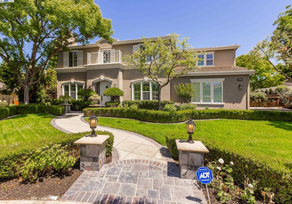 A property available for sale at 5633 Selena Ct, Pleasanton, CA 94566.