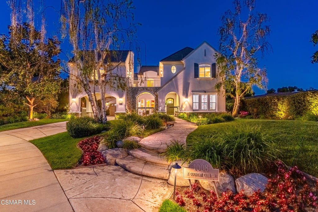 A property available for sale at 1008 N Country Club Drive, Simi Valley, CA 93065.