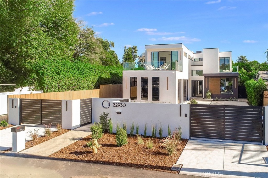 A property available for sale at 22930 Dolorosa Street, Woodland Hills, CA 91367.