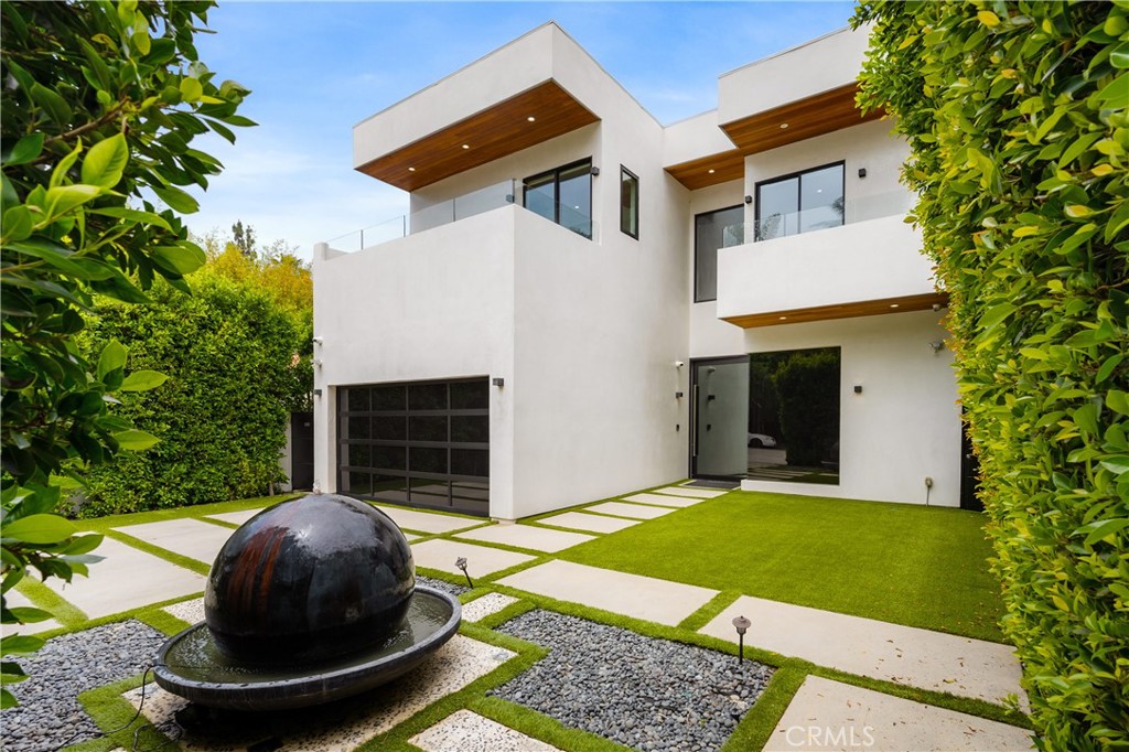 A property available for sale at 15231 Greenleaf Street, Sherman Oaks, CA 91403.