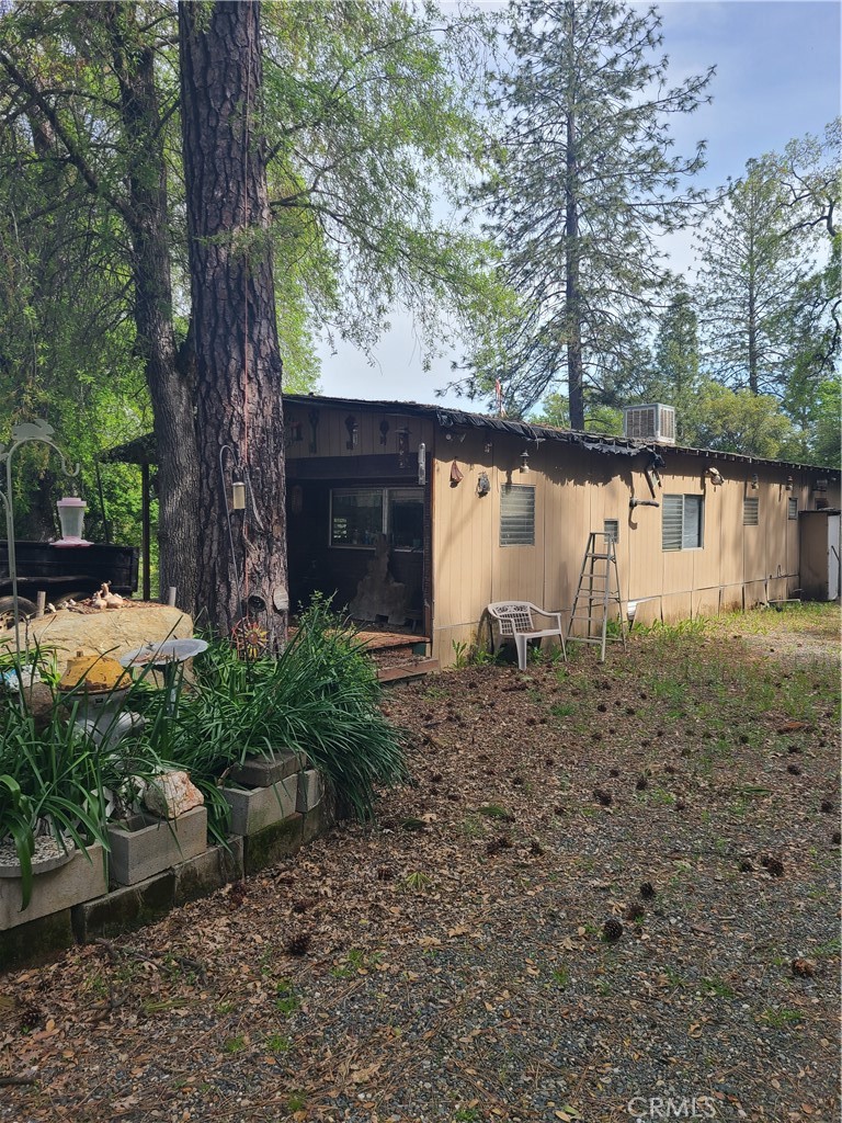 A property available for sale at 15811 Vierra Road, Rackerby, CA 95972.