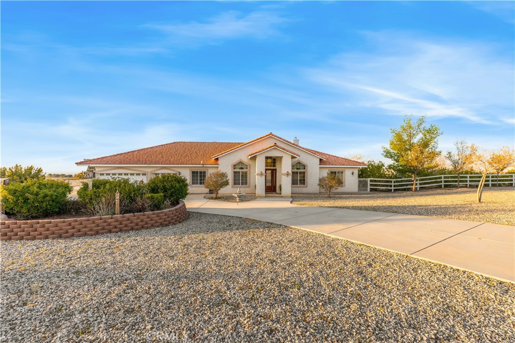 A property available for sale at 17173 Fort Tejon Road, Llano, CA 93544.