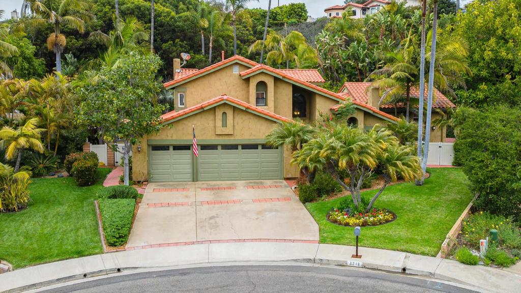 A property available for sale at 1248 Avocet Court, Cardiff By The Sea, CA 92007.