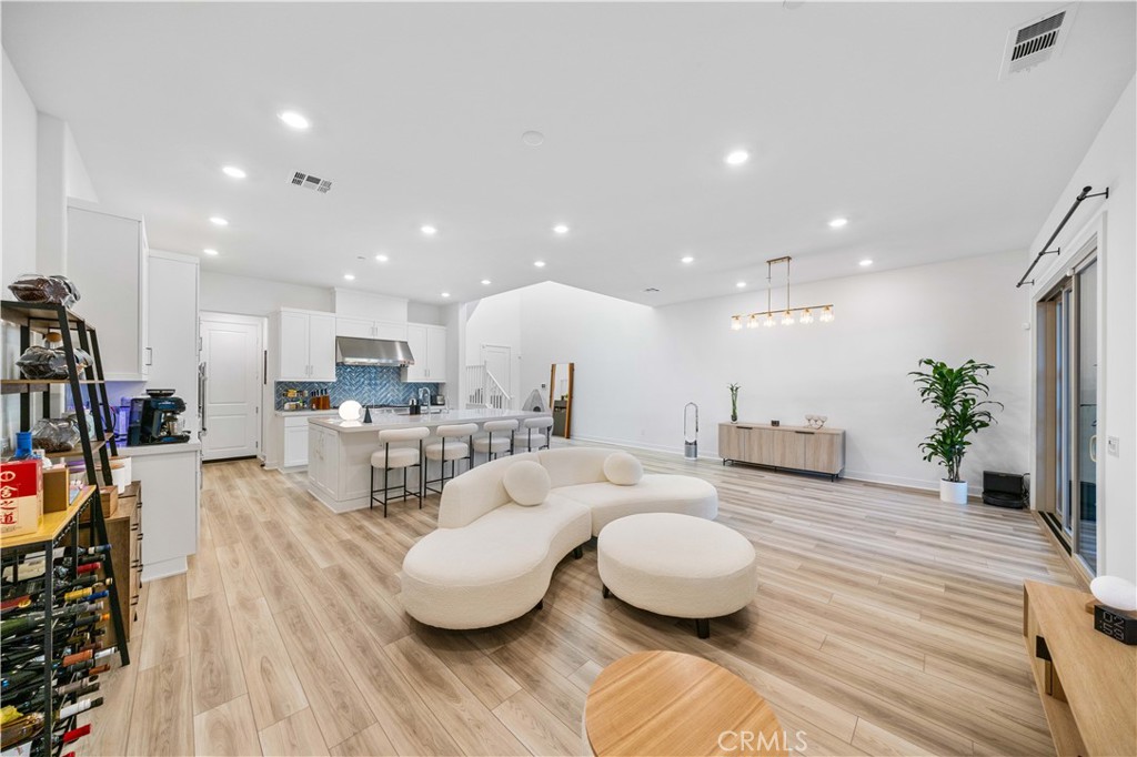 A property available for sale at 378 Mullberry Place, Montebello, CA 90640.