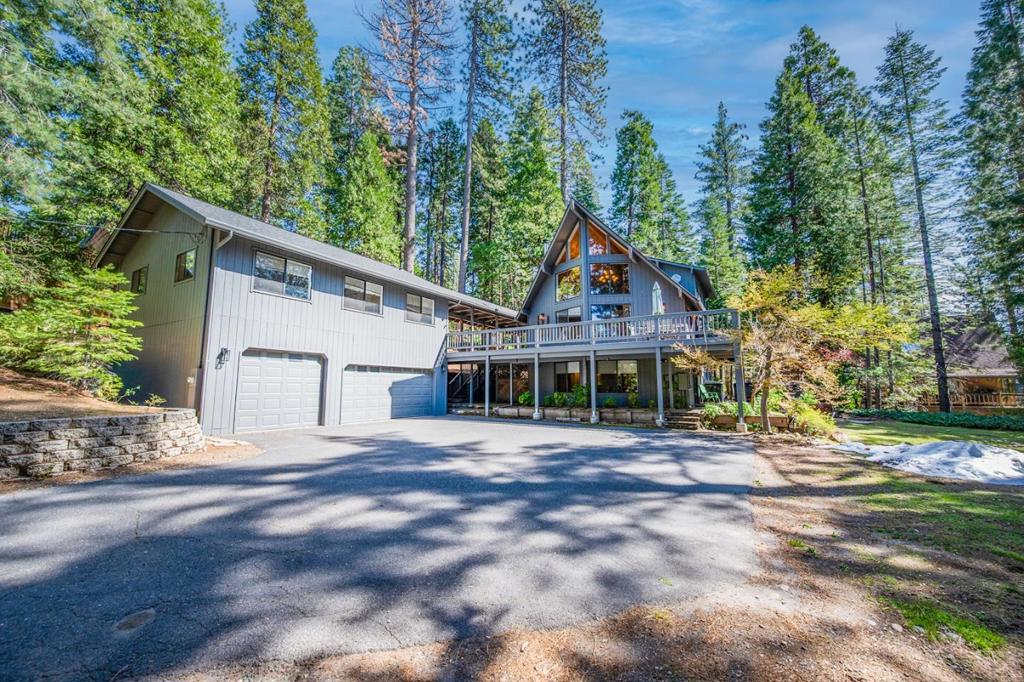 A property available for sale at 2088 Castlewood Lane 11, Arnold, CA 95223.