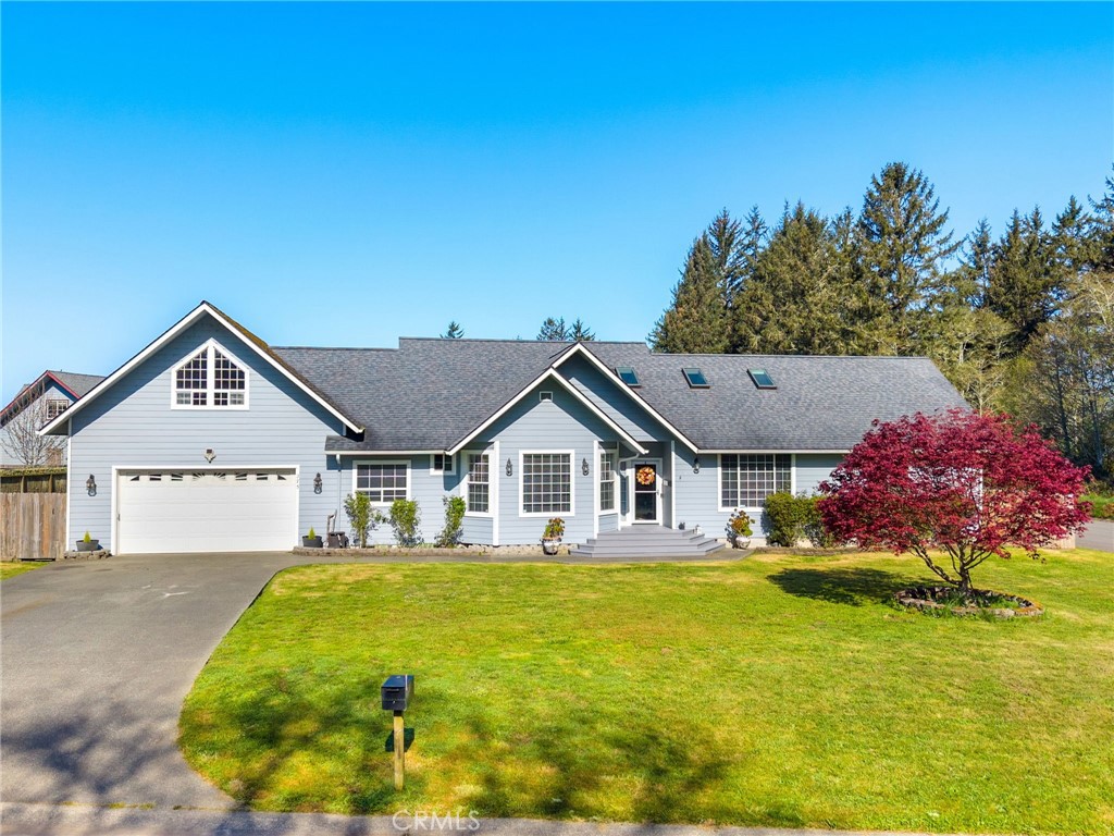 A property available for sale at 275 Lakeside Loop, Crescent City, CA 95531.