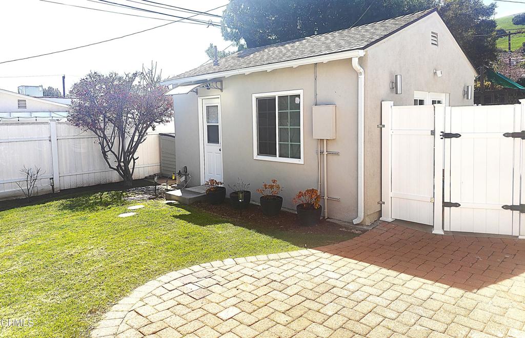 A property available for rent at 3036 Sagamore Way, Glassell Park, CA 90065.