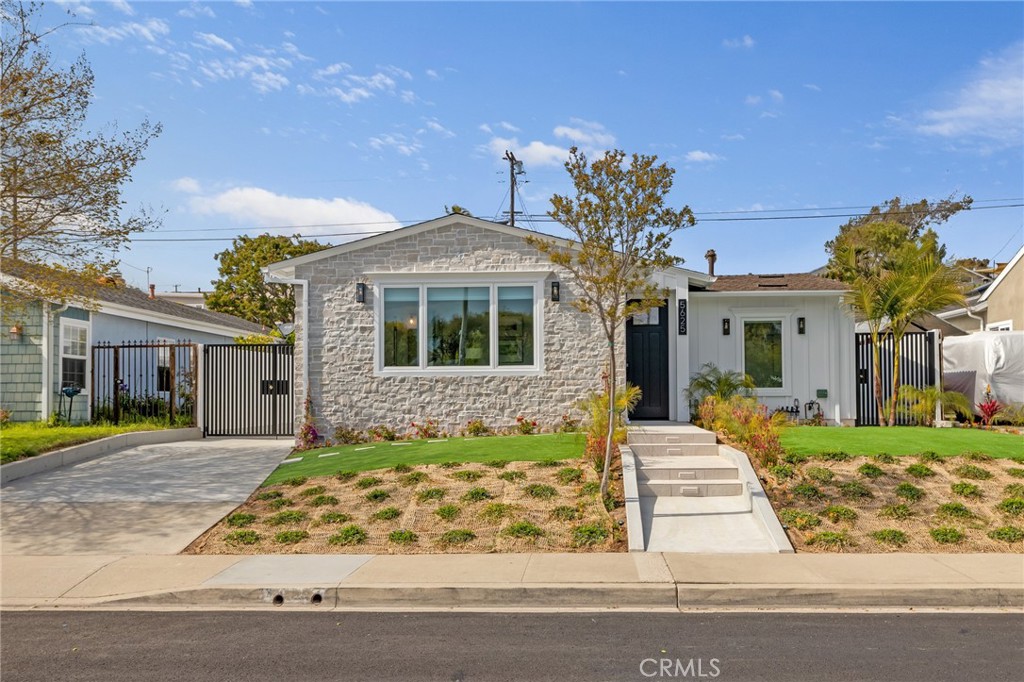 A property available for sale at 5625 Sunnyview Street, Torrance, CA 90505.