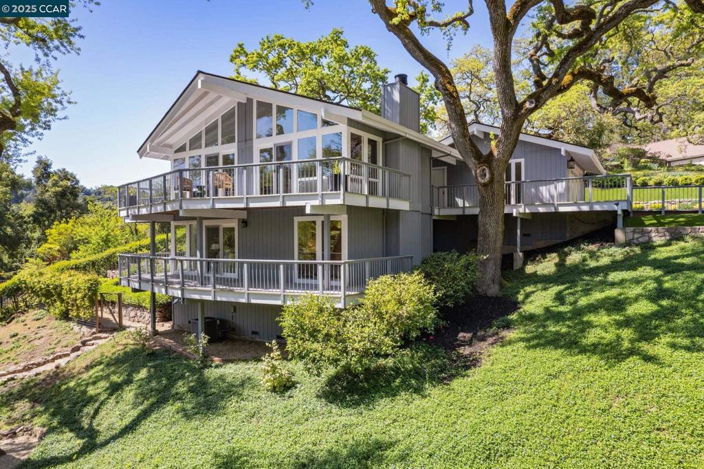 A property available for sale at 25 Coachwood Terrace, Orinda, CA 94563-1101.