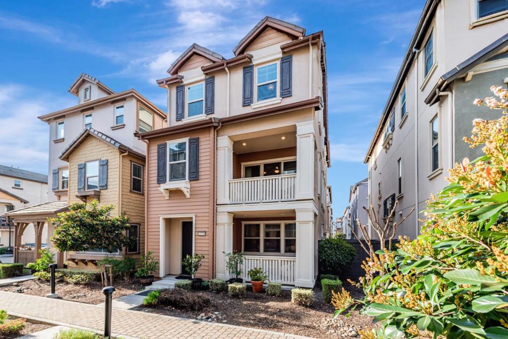 A property available for sale at 1570 Hidden Creek Lane, Milpitas, CA 95035.