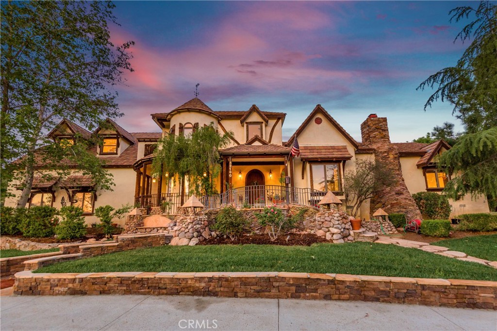 A property available for sale at 32140 Windrush Road, Agua Dulce, CA 91390.