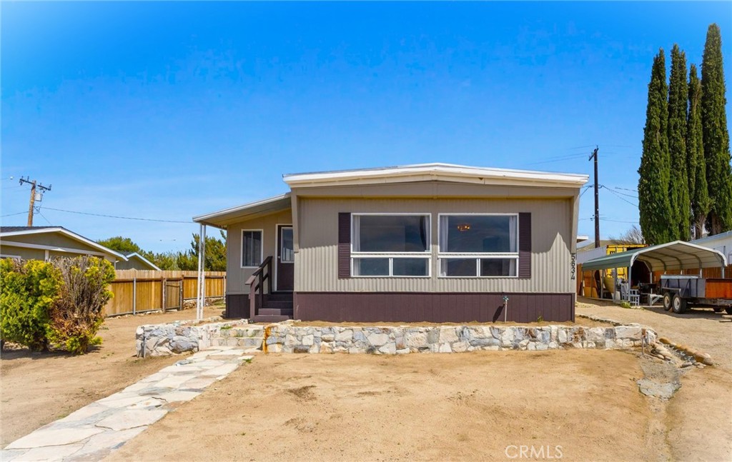 A property available for sale at 5634 Vista Grande Drive, Weldon, CA 93283.
