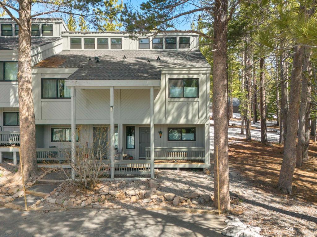 A property available for sale at 12803 Northwoods Boulevard 01, Truckee, CA 96161.