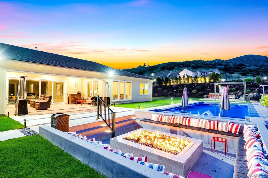 A property available for sale at 21992 Wilgen Rd, Escondido, CA 92029.