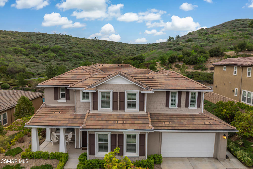 A property available for sale at 6923 Ridgemark Court, Moorpark, CA 93021.