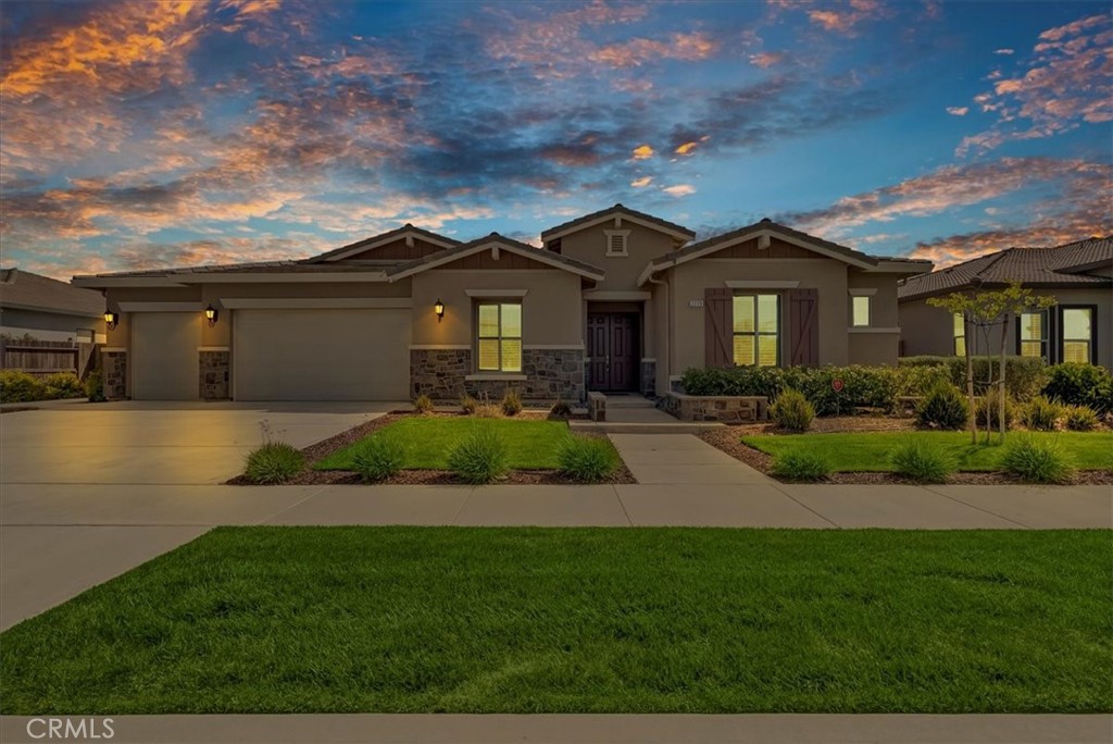 A property available for sale at 2219 W Malone Street, Hanford, CA 93230.