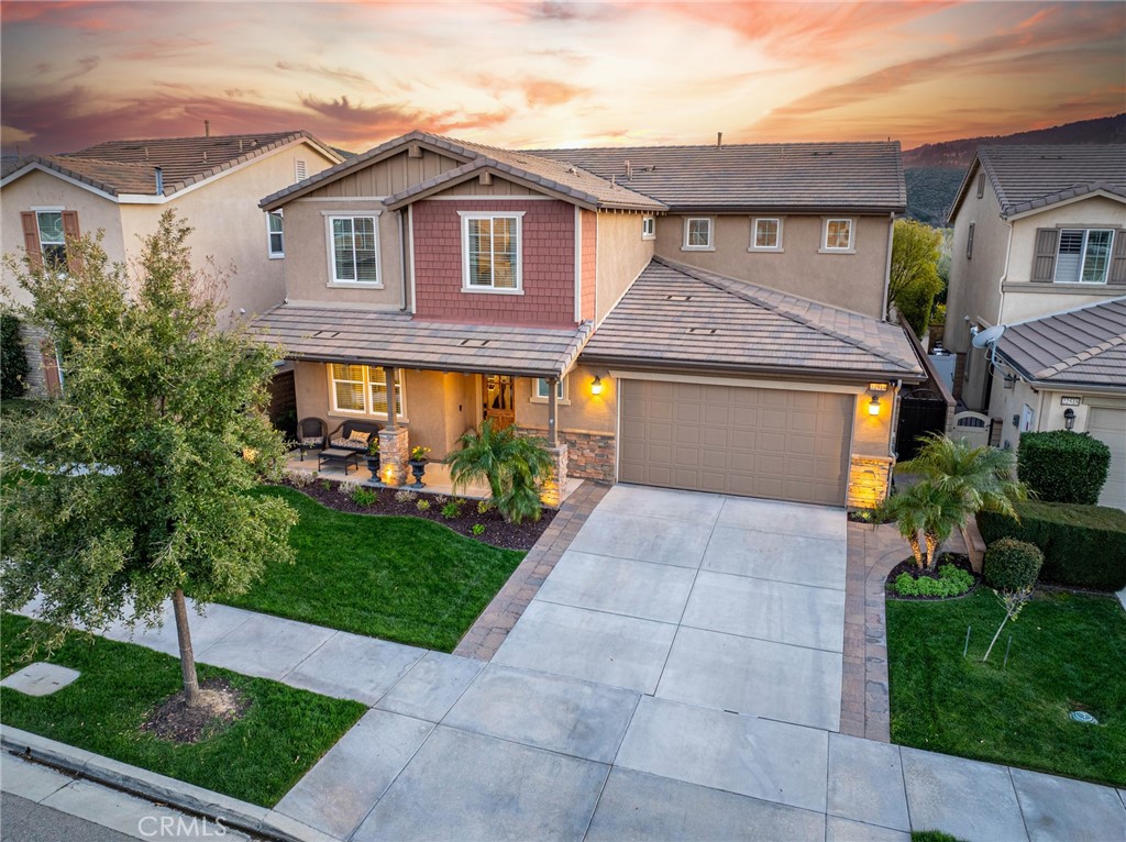 A property available for sale at 22514 Brightwood Place, Saugus, CA 91350.