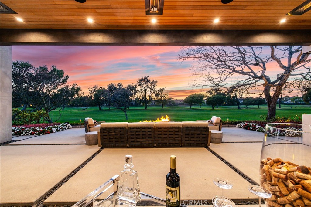 A property available for sale at 6691 Country Circle, Huntington Beach, CA 92648.