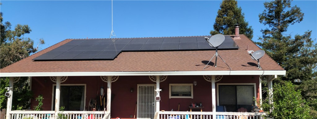 A property available for sale at 25205 5th Avenue, Los Molinos, CA 96055.
