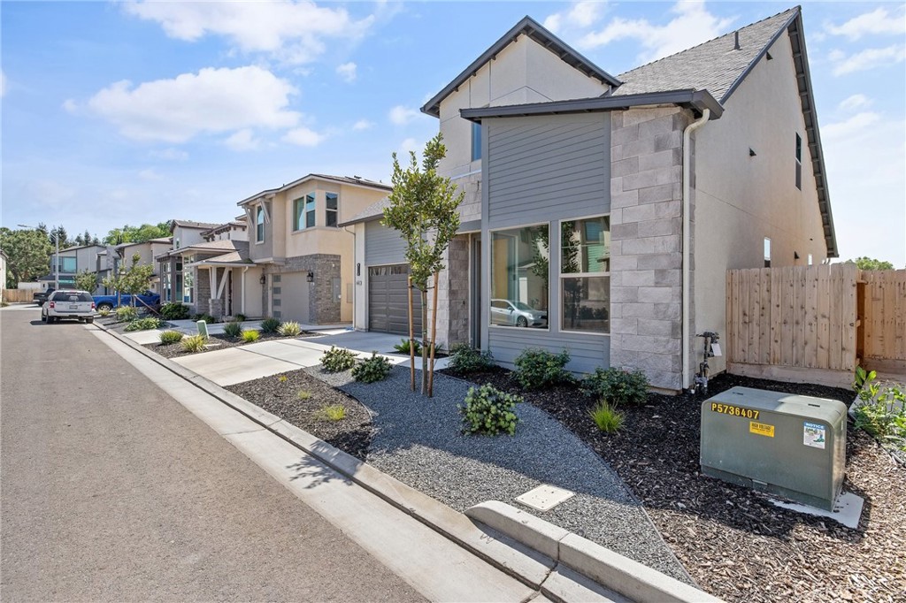 A property available for sale at 3405 W Good Avenue, Visalia, CA 93277.
