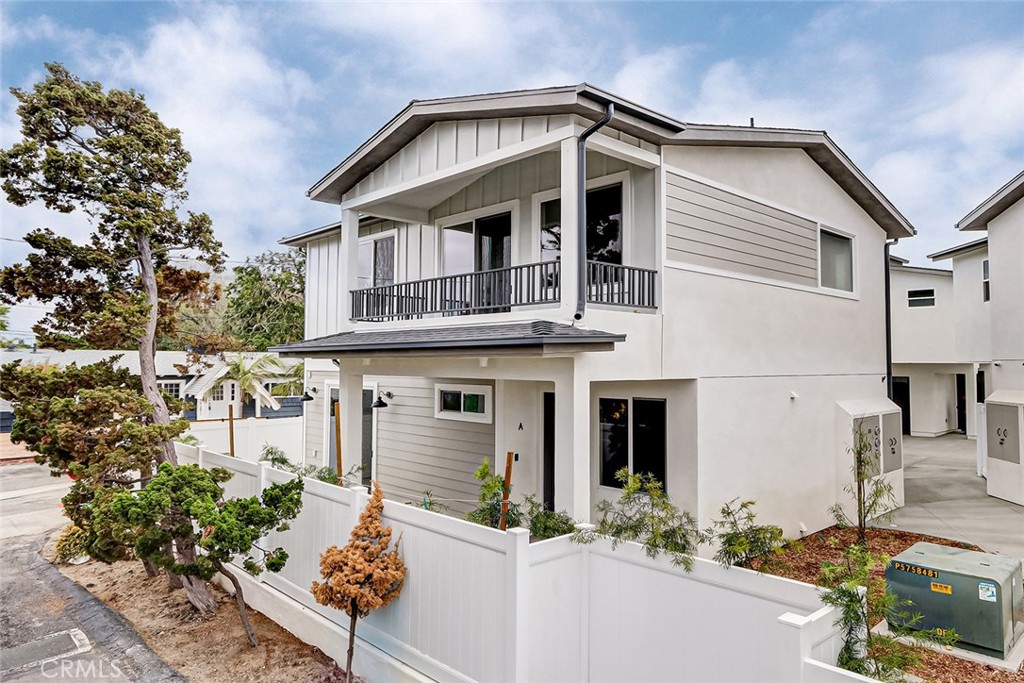A property available for sale at 26016 Oak Street A, Lomita, CA 90717.