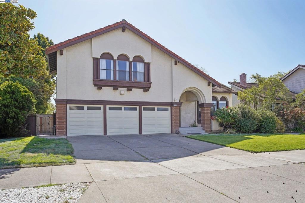 A property available for sale at 33766 Whimbrel Rd, Fremont, CA 94555.
