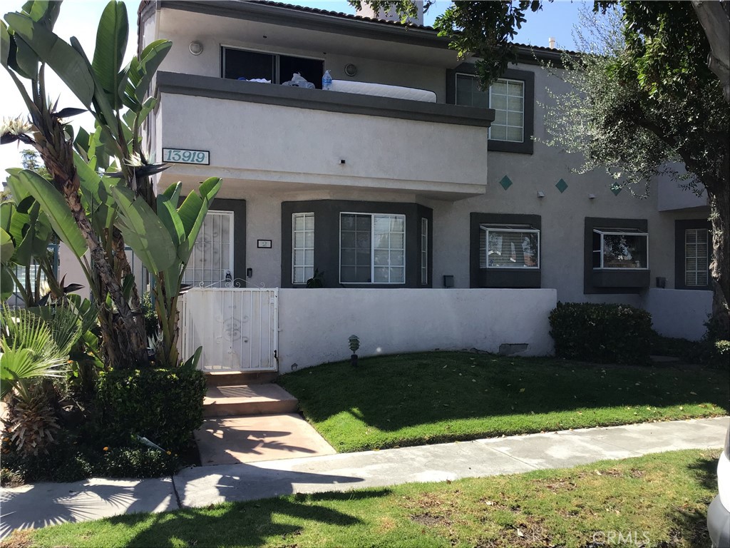 A property available for sale at 13919 Arthur Avenue 22, Paramount, CA 90723.