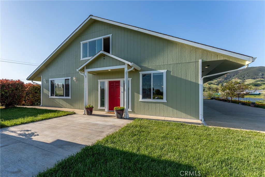 A property available for sale at 2260 Lakeshore Blvd, Upper Lake, CA 95485.