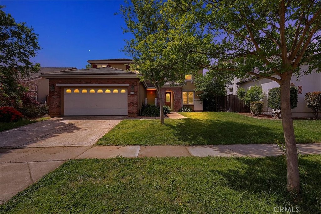 A property available for sale at 1670 Guildford Way, Plumas Lake, CA 95961.