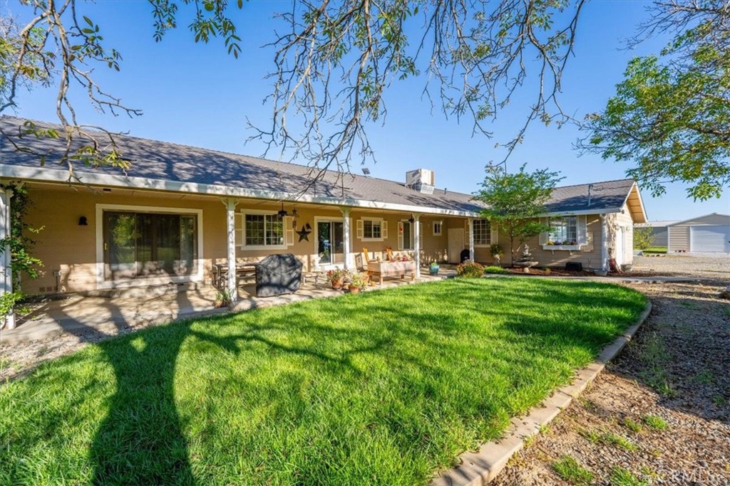 A property available for sale at 25285 2nd Avenue, Los Molinos, CA 96055.