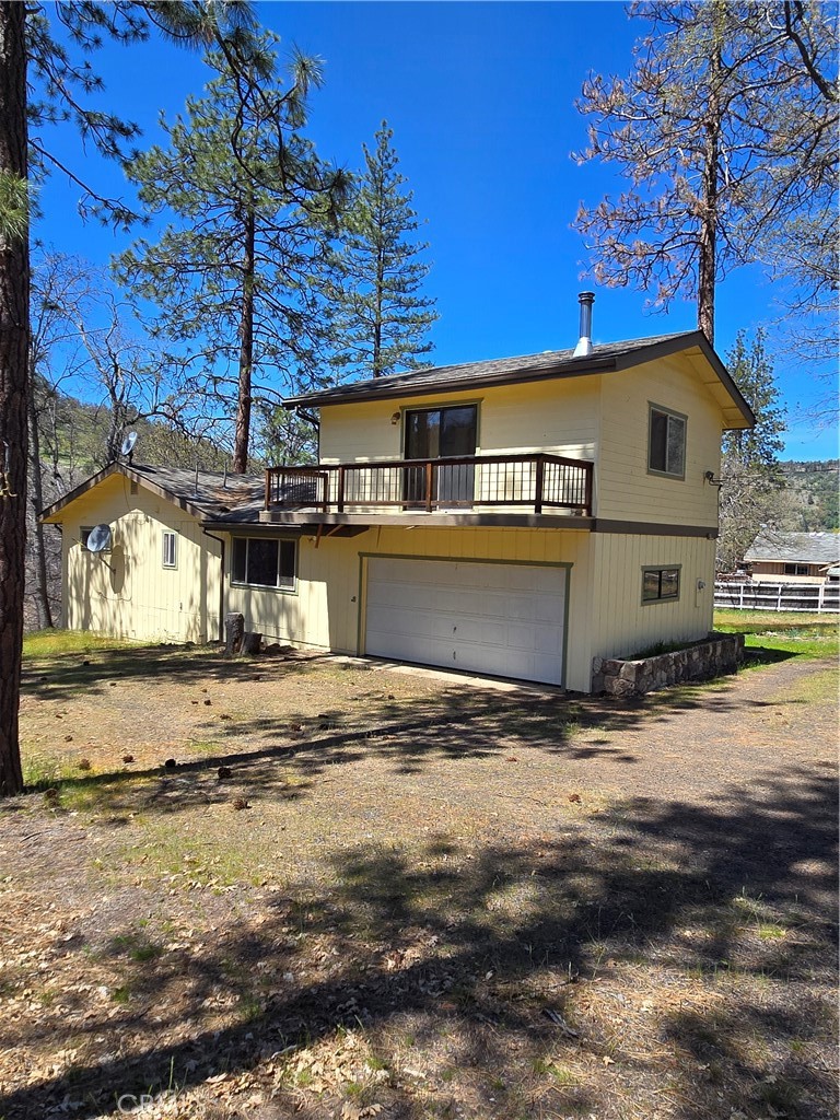 A property available for sale at 16631 Patricia Avenue, Montague, CA 96064.
