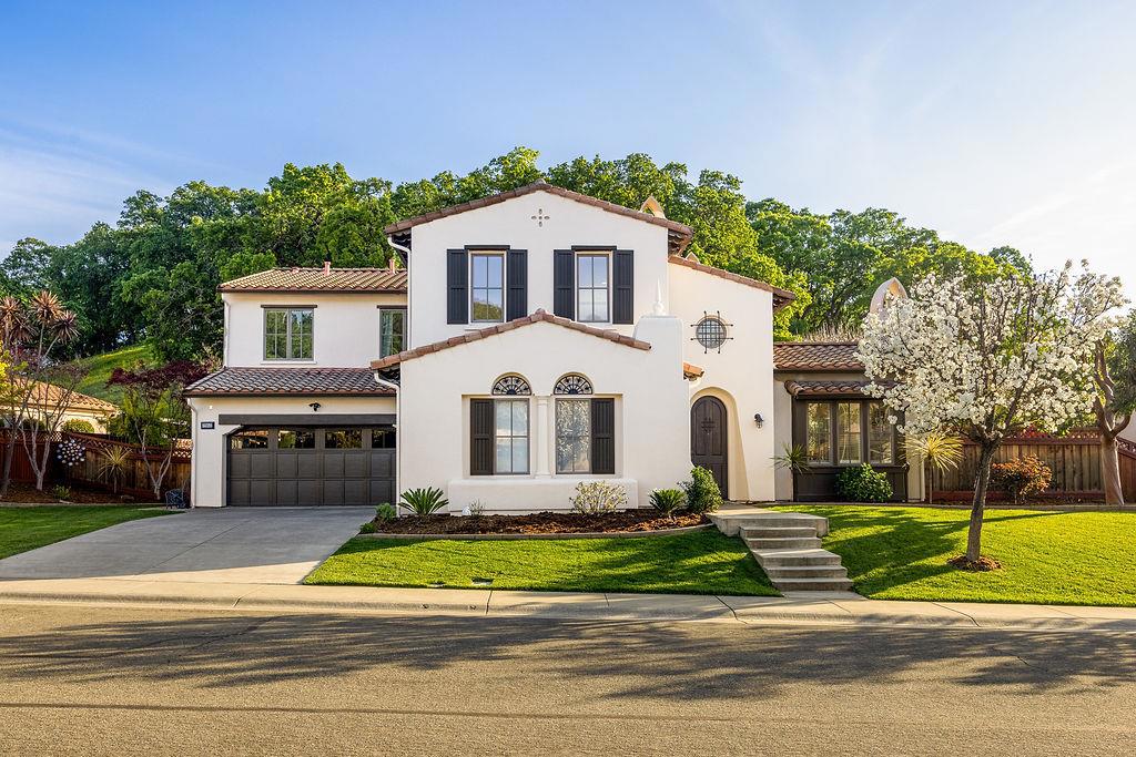 A property available for sale at 2953 Pebble Beach Circle, Fairfield, CA 94534.