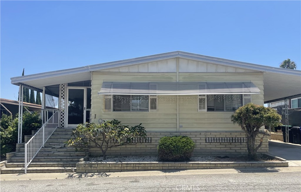 A property available for sale at 2601 E Victoria 109, Rancho Dominguez, CA 90220.