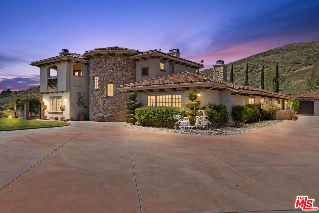 A property available for sale at 11043 Elizabeth Lake Road, Leona Valley, CA 93551.