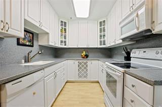 A property available for sale at 638 Arcadia Drive, Vacaville, CA 95687.