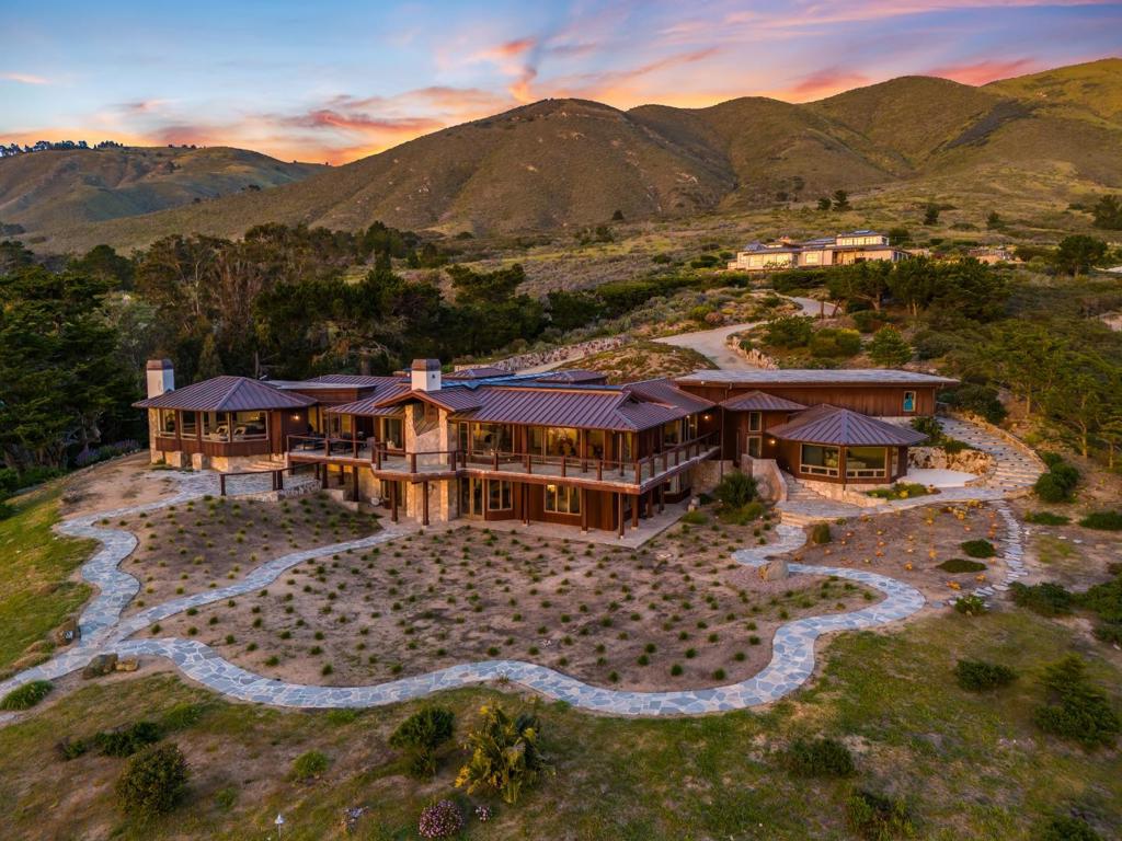 A property available for sale at 31475 Highway 1, Carmel, CA 93923.