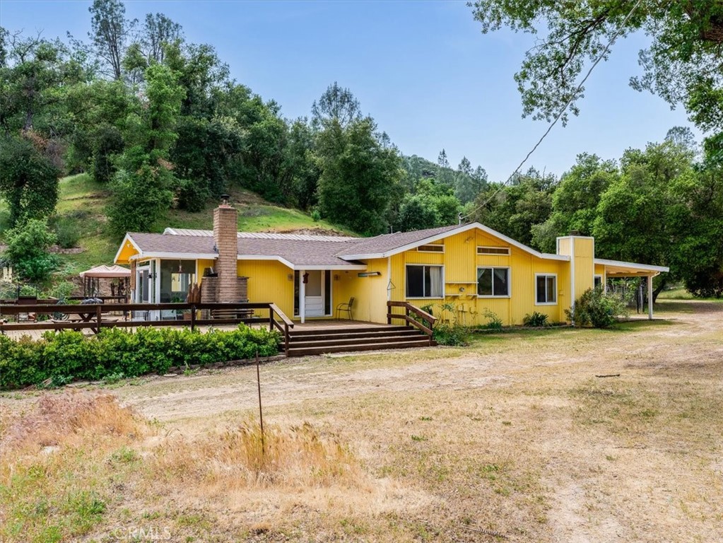 A property available for sale at 1535 Parkhill Road, Santa Margarita, CA 93453.