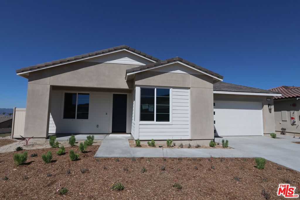 A property available for sale at 28903 Terrane Court, Santa Clarita, CA 91350.