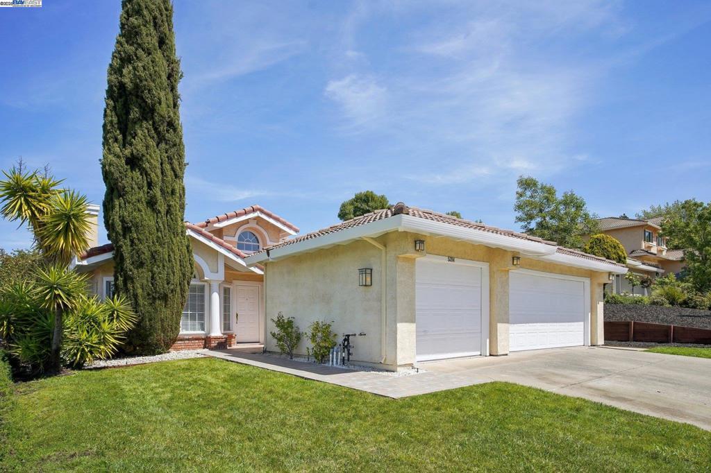 A property available for sale at 5394 Saddleback Ct, Richmond, CA 94803.