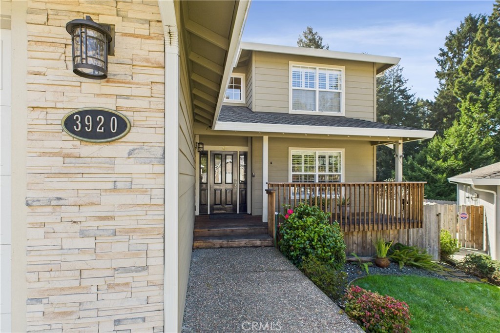 A property available for sale at 3920 Davis Court, Eureka, CA 95503.